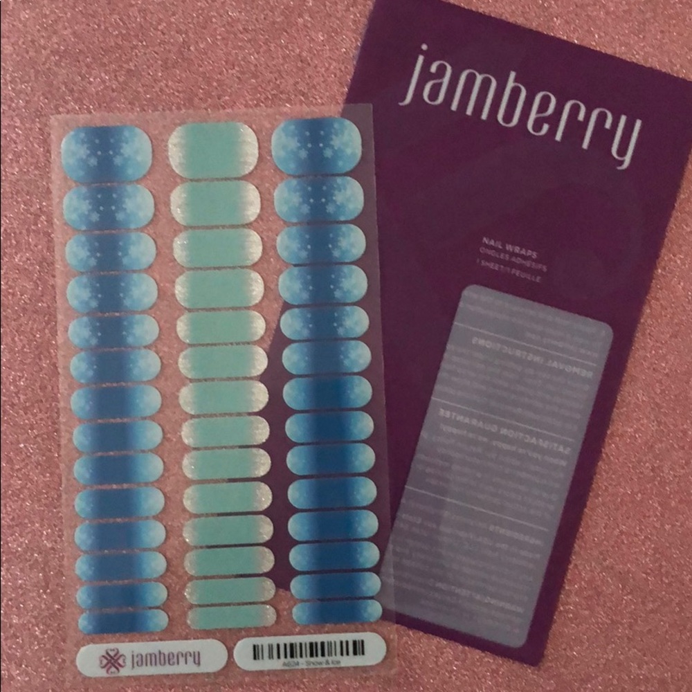 ✨NEW✨Jamberry Juniors Nail Wraps - Snow & Ice